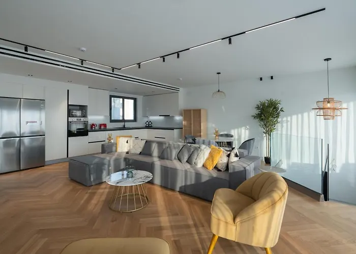 Liv Athinum 1 - Luxury s